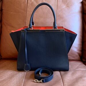 💙Fendi Trois 3Jours💙